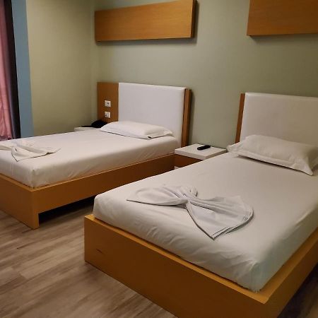Hotel Bologna Vlorë Exterior foto