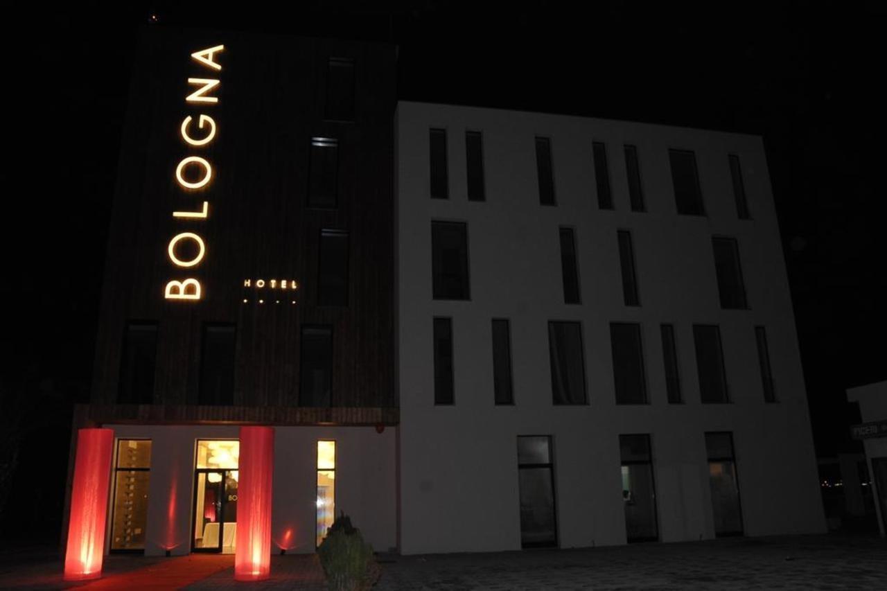 Hotel Bologna Vlorë Exterior foto